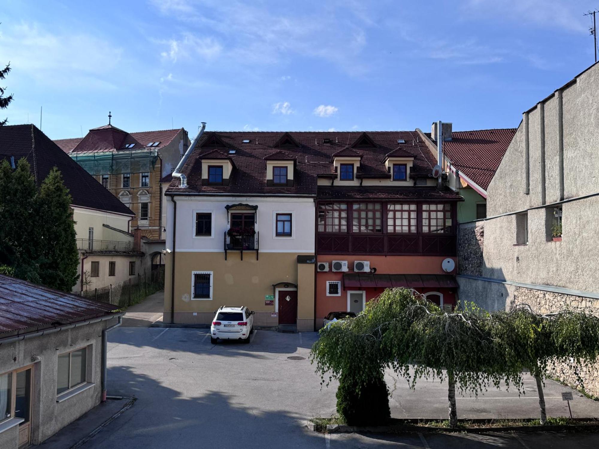Penzion Grand, Self Check-In, Free Private Parking Banska Bystrica Exterior photo