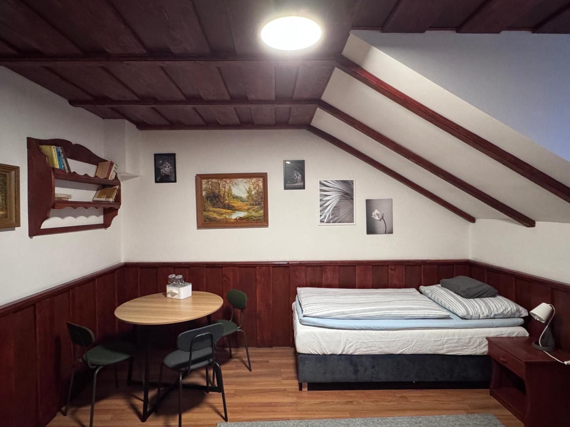 Penzion Grand, Self Check-In, Free Private Parking Banska Bystrica Exterior photo